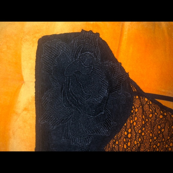 Urban Outfitters-Down from Under Lace Bralette!💗 - Picture 4 of 4